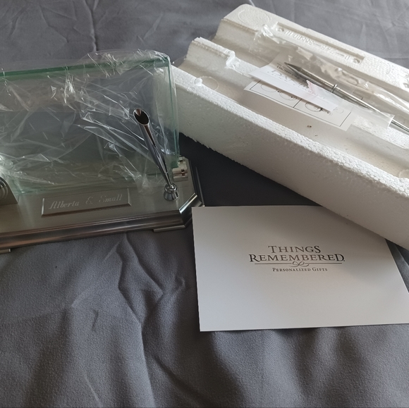 Things Remembered Frame - Picture 7 of 9